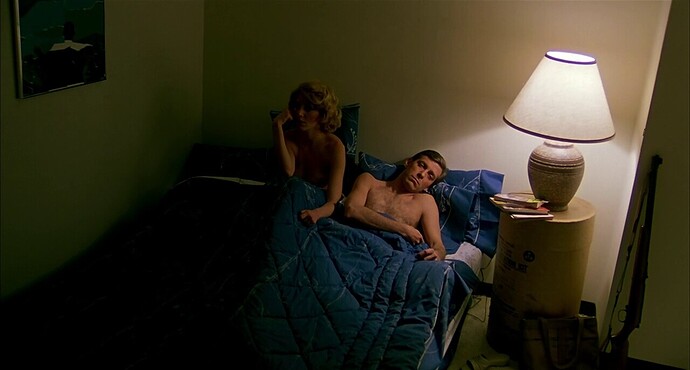 Dawn_Of_The_Dead_Fran_Roger_Bed_Misery