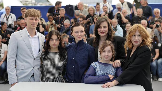 Everytime_Photocall_Cast_And_Crew_Cannes_2026